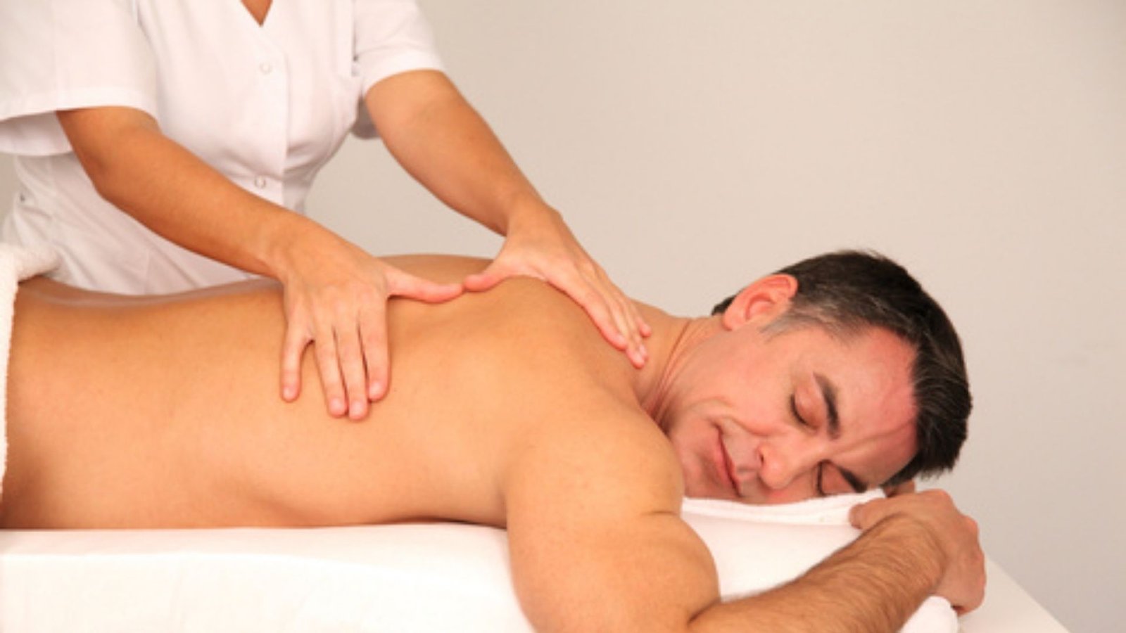 Kerala Massage vs Indian Massage: Understanding the Difference at Fatima Spa Ajman